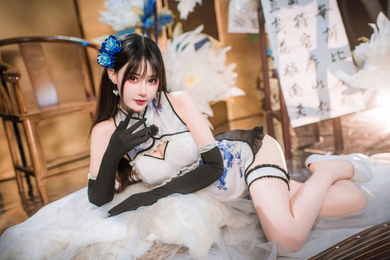 羽生三未 No.023 – 瓶儿 青花瓷旗袍 [25P]-Zos次元社