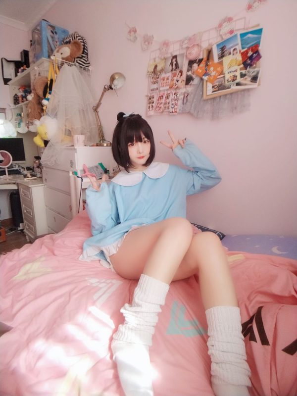 古川 No.048-淡蓝衣白袜果足 [41P 4V]-Zos次元社