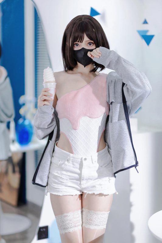 洛桑w伊梓  No.018 – 甜筒 [40P]-Zos次元社