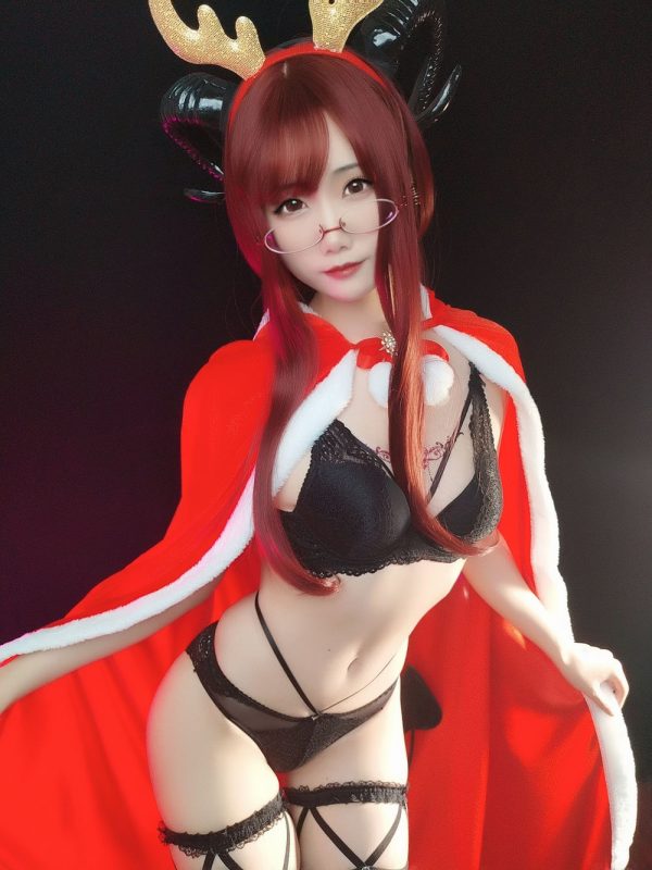 曉美媽 No.024-圣诞自拍合辑 – 02雪夜魅魔 [16P]-Zos次元社