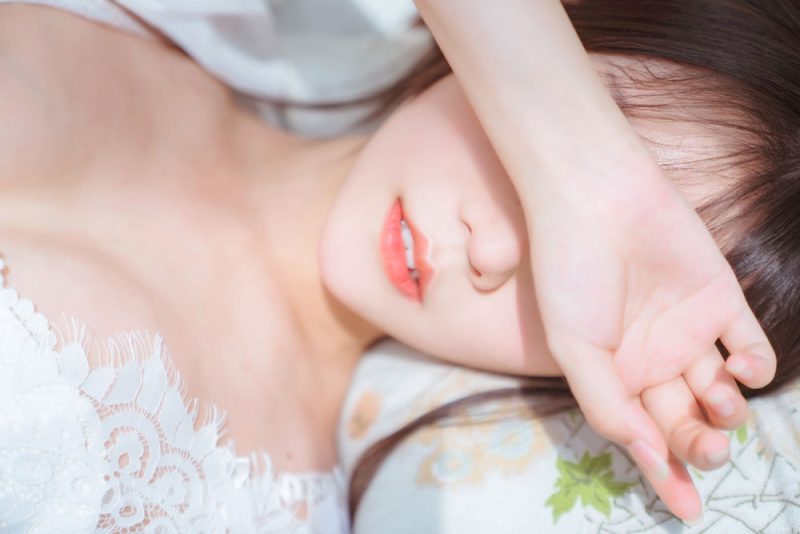 香草喵露露 No.001-玻璃房少女 [76P]-Zos次元社