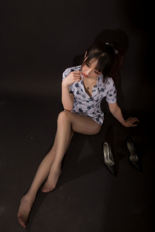 小女巫露娜 No.013-东航棚拍 [21P]-Zos次元社