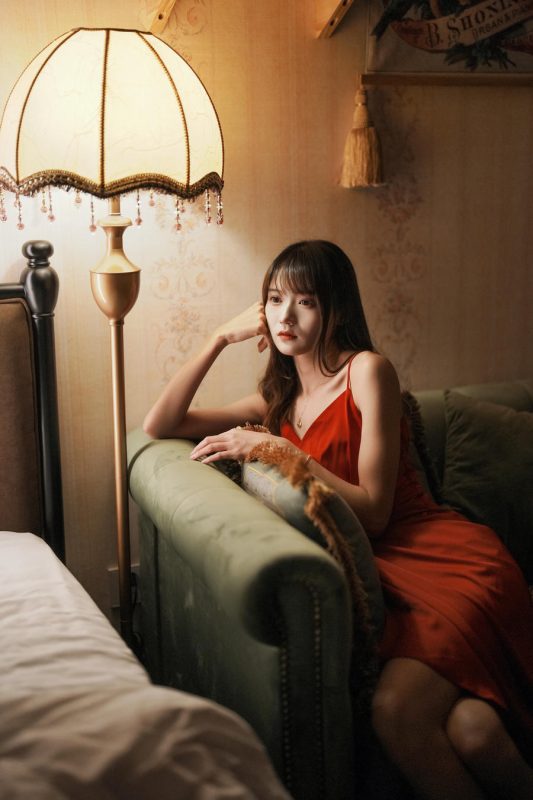 兔子Zzz不吃胡萝卜 No.136 – 黑夜里的红玫瑰 [34P]-Zos次元社