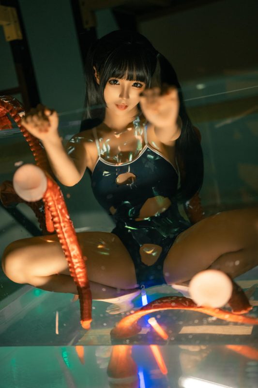 蠢沫沫（momo） No.215 – 深渊 [17P]-Zos次元社