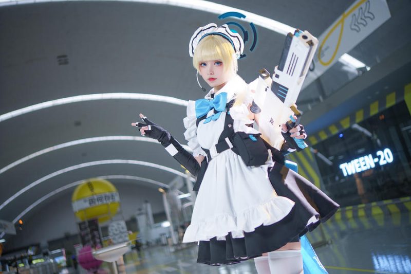 大大卷卷小卷 No.024 – 碧蓝档案 飞鸟马时 短女仆 [27P]-Zos次元社