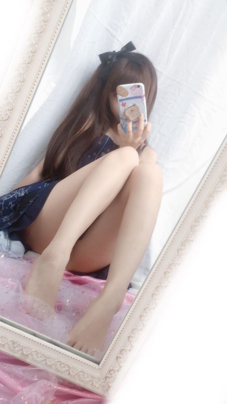 雪琪SAMA No.023-自拍足控 [15P 4V]-Zos次元社