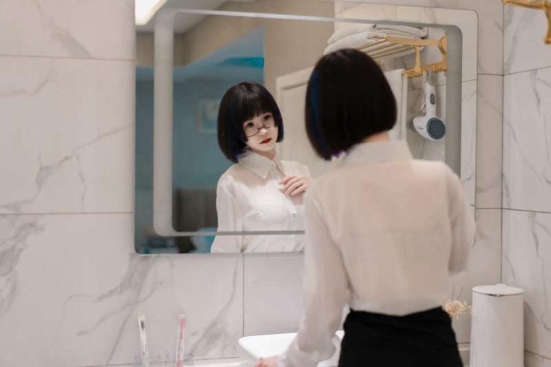 晕崽Zz No.030 – 迷情小秘 [25P]-Zos次元社