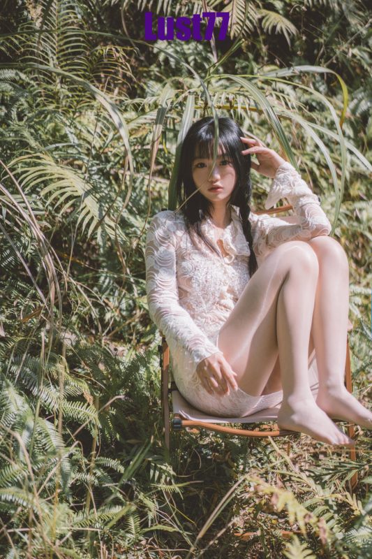 柒柒要乖哦 No.025-夏树繁花 [64P 1V]-Zos次元社