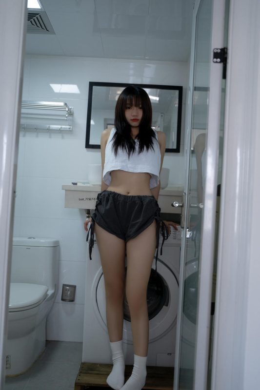 柒柒要乖哦 No.039 – 初恋背心 [117P]-Zos次元社