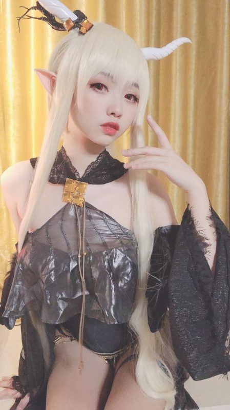 大大卷卷小卷 No.012 – 自拍 [7P]-Zos次元社