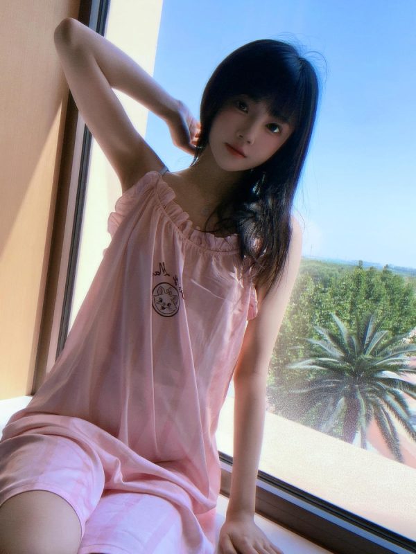 桜桃喵 No.207 – 粉猫猫 [17P]-Zos次元社