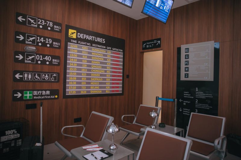 椎名莜(日奈娇) No.203 – 国际航班 [101P 3V]-Zos次元社