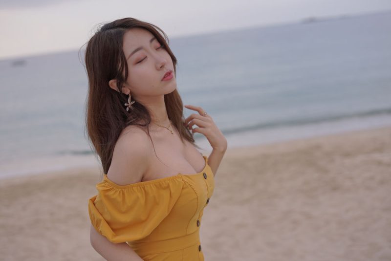 黑川 No.051-海岛之旅真爱版 – 黄色连衣裙 [19P]-Zos次元社