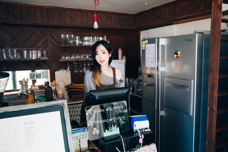 Bambi(밤비) No.089-[Loozy] Cafe Alba [179P]-Zos次元社