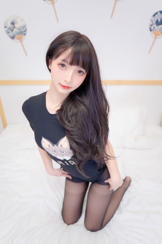 神楽坂真冬 No.105-2021.11月微博订阅 – 黑太狼 [20P]-Zos次元社