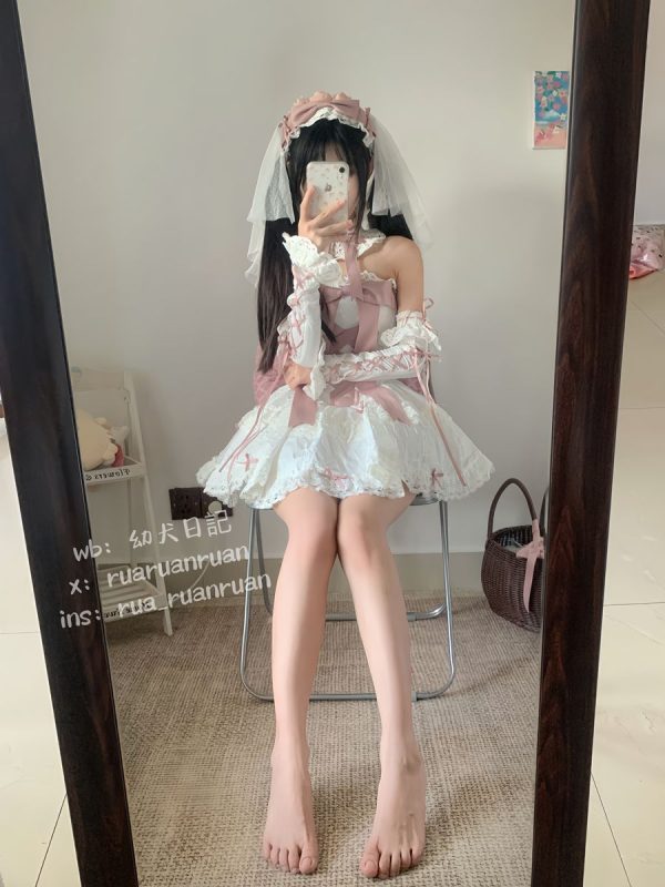 rua阮阮 No.015 – 初恋缎带 [17P]-Zos次元社