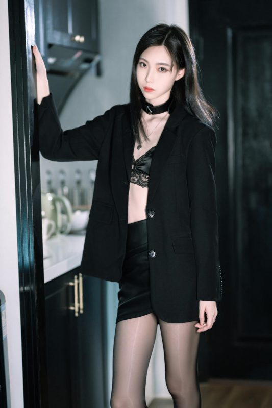 许岚LAN No.018-黑丝西装 [40P]-Zos次元社