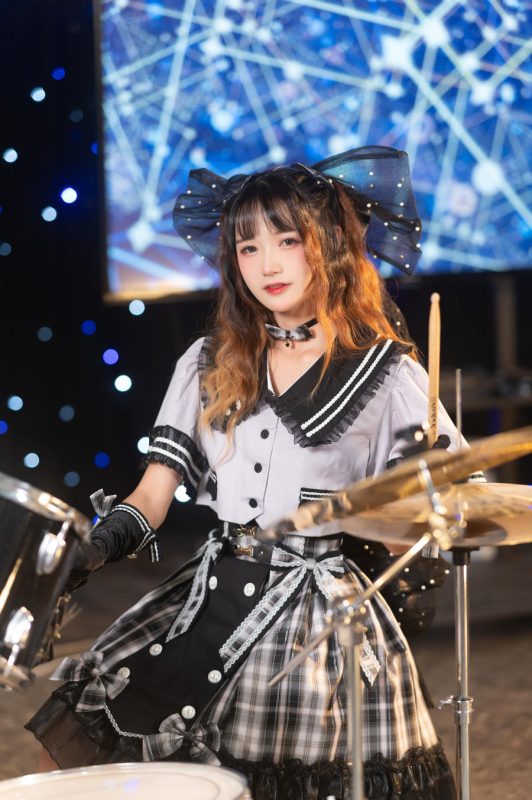 兔子Zzz不吃胡萝卜 No.089-和我一起吧 [21P]-Zos次元社