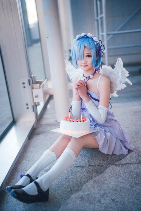 羽天Shine No.034-RE从零开始的异世界生活 蕾姆绝对领域手か场照 [9P]-Zos次元社