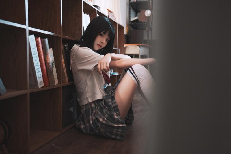 桜桃喵 No.250 – 教室死库水 [48P]-Zos次元社