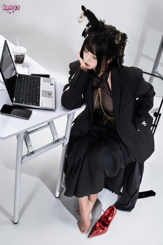 柒柒要乖哦 No.069 – 黑·阿努比斯 [38P]-Zos次元社