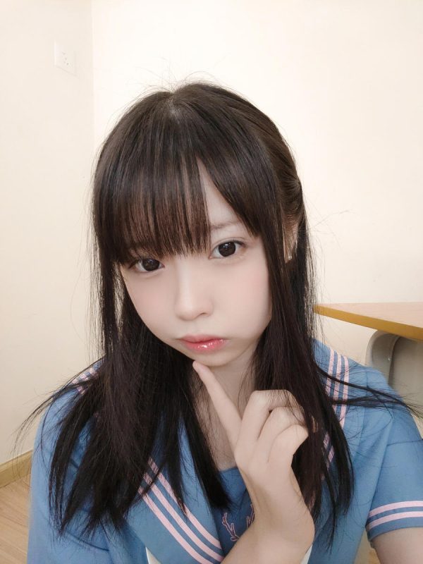 十万珍吱伏特 No.014 – 撸猫日记 [102P 1V]-Zos次元社