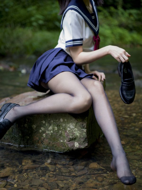 Nagisa魔物喵 No.032-新vol.04 森林里的女高中生 [85P 4V]-Zos次元社