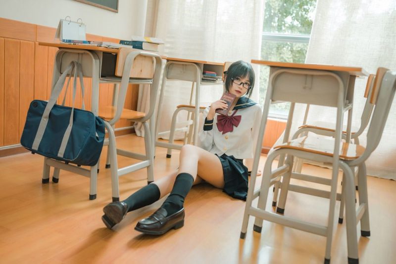 枸名(逐月su) No.016-自宅jk [34P]-Zos次元社