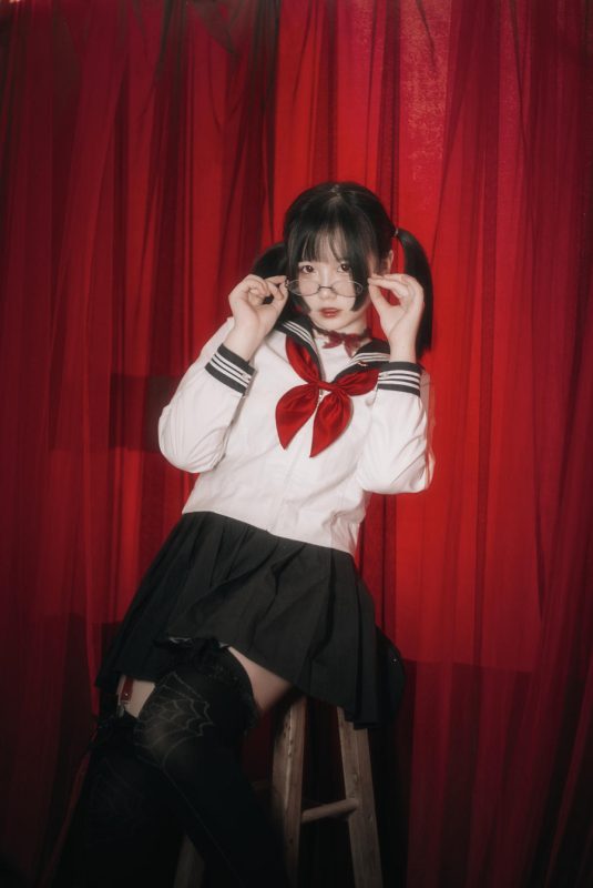 阿半今天很开心 No.018 – 小恶魔 [43P]-Zos次元社