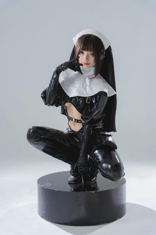 花铃 No.029 – 漆皮修女 [38P]-Zos次元社