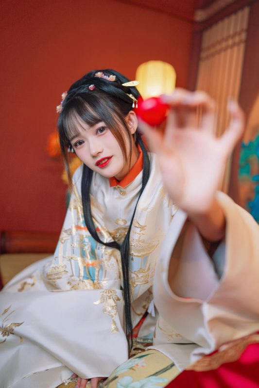 兔子Zzz不吃胡萝卜 No.138 – 小轩窗，正梳妆 [38P]-Zos次元社