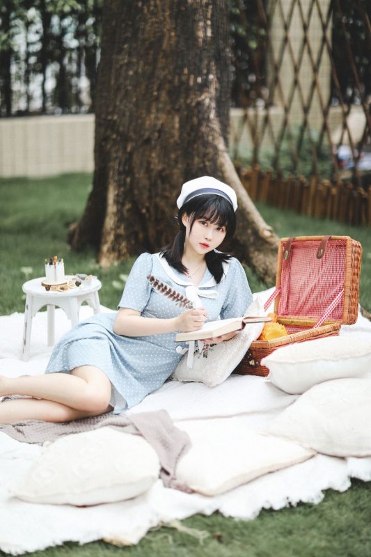 是依酱呀 No.025-私人拍摄图 [30P]-Zos次元社