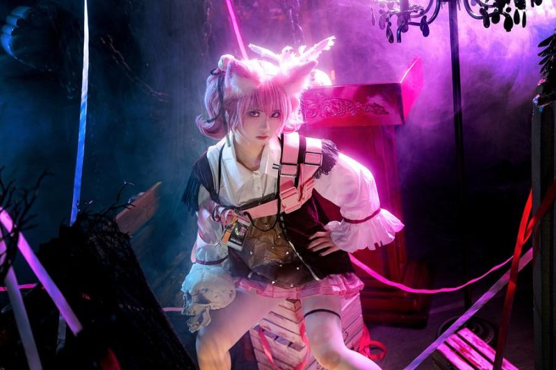 伊喵君_Nya No.013 – 明日方舟 巫恋 [17P]-Zos次元社