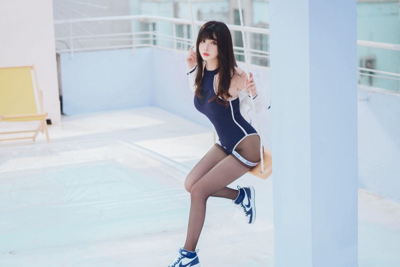 rioko凉凉子 No.071-天台竞泳 [50P 1V]-Zos次元社