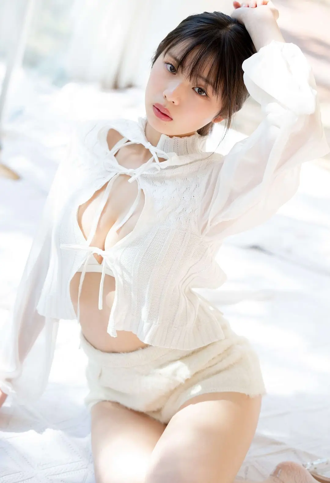 Kikuchi Hina (菊地姫奈) – ヤンマガ 25P