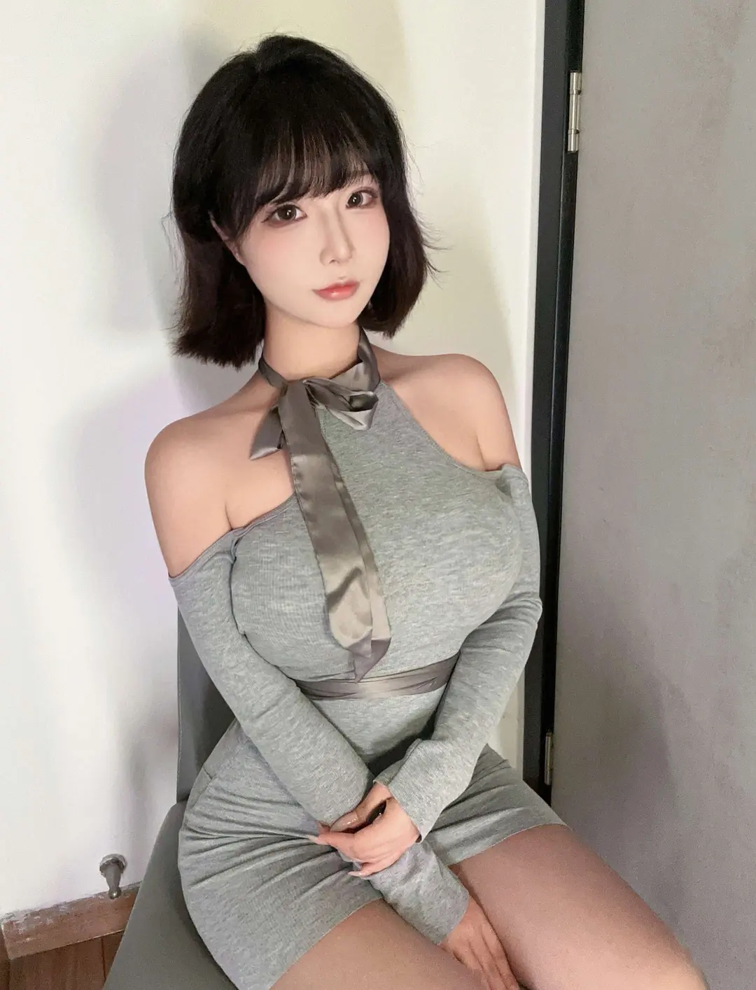 yuuhui玉汇 – 25.7月Patreon会员 邻家姐姐 47P