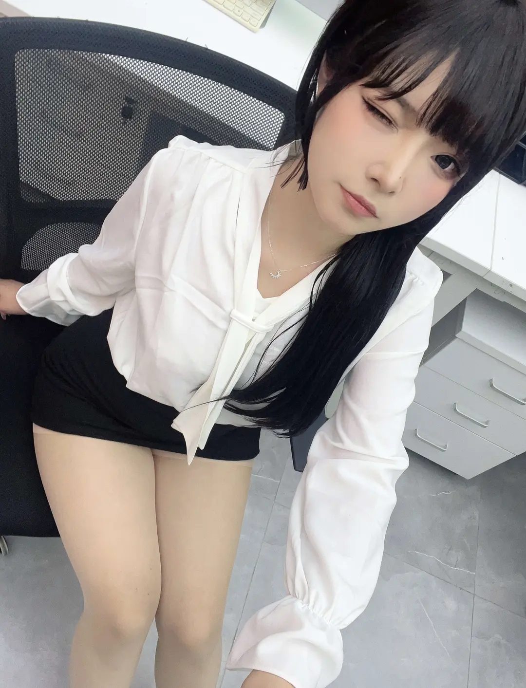 yuuhui玉汇 – 体贴的秘书 37P