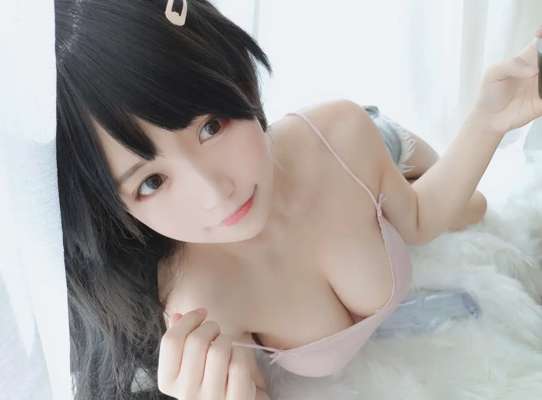小仓千代w – 红色体操服 48P