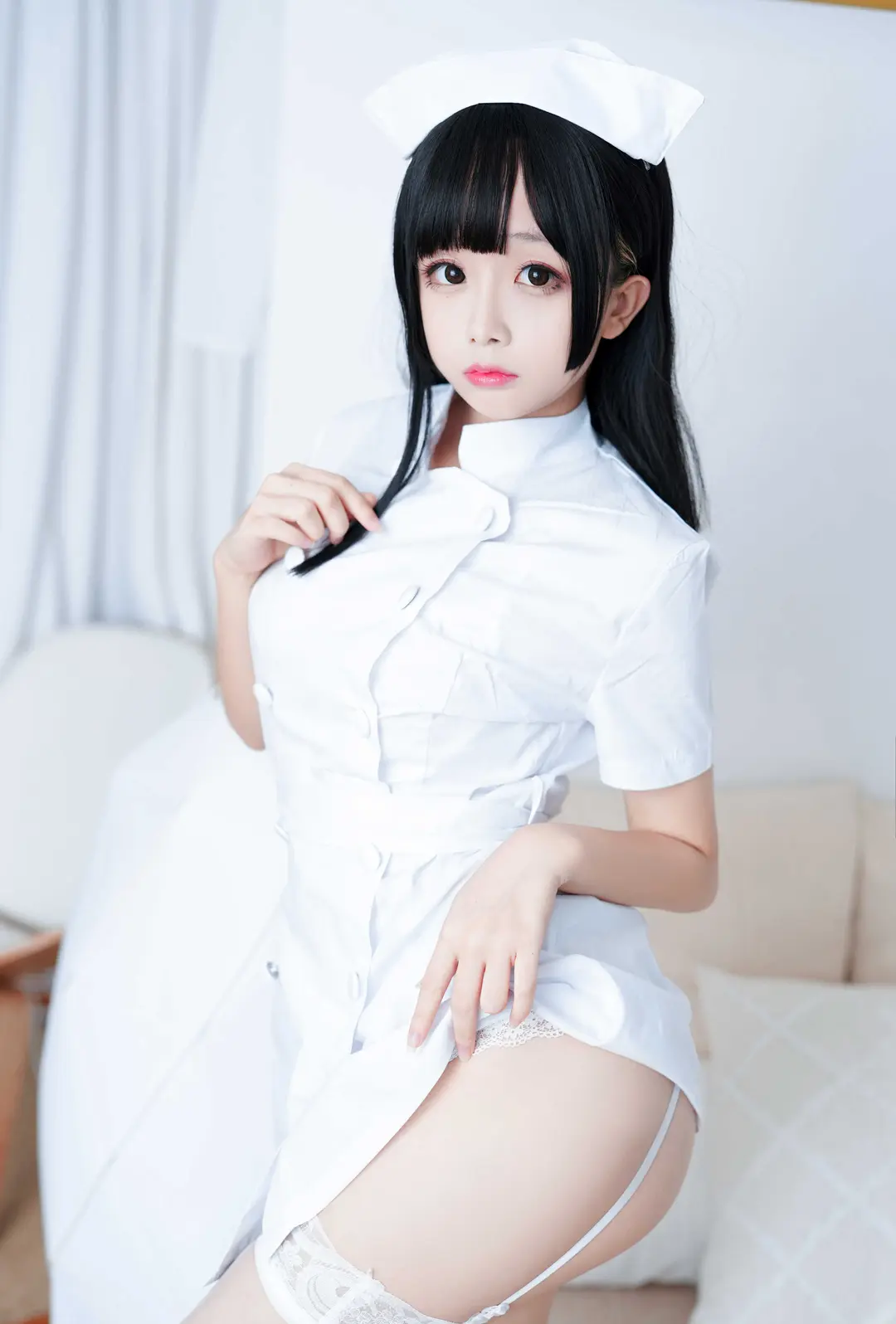 日奈娇 – 纯白护士 96P