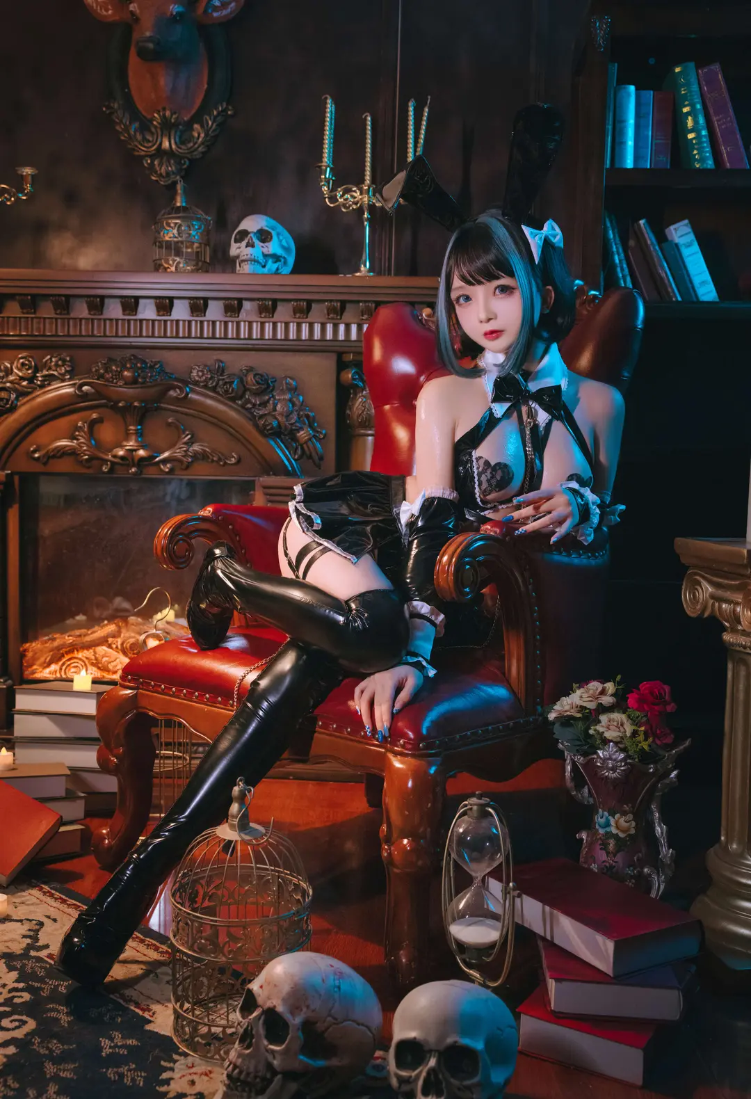日奈娇 – 万圣恶魔皮衣 66P