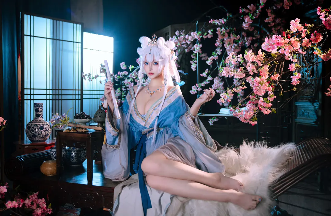 日奈娇 – 合欢宗圣女 205P