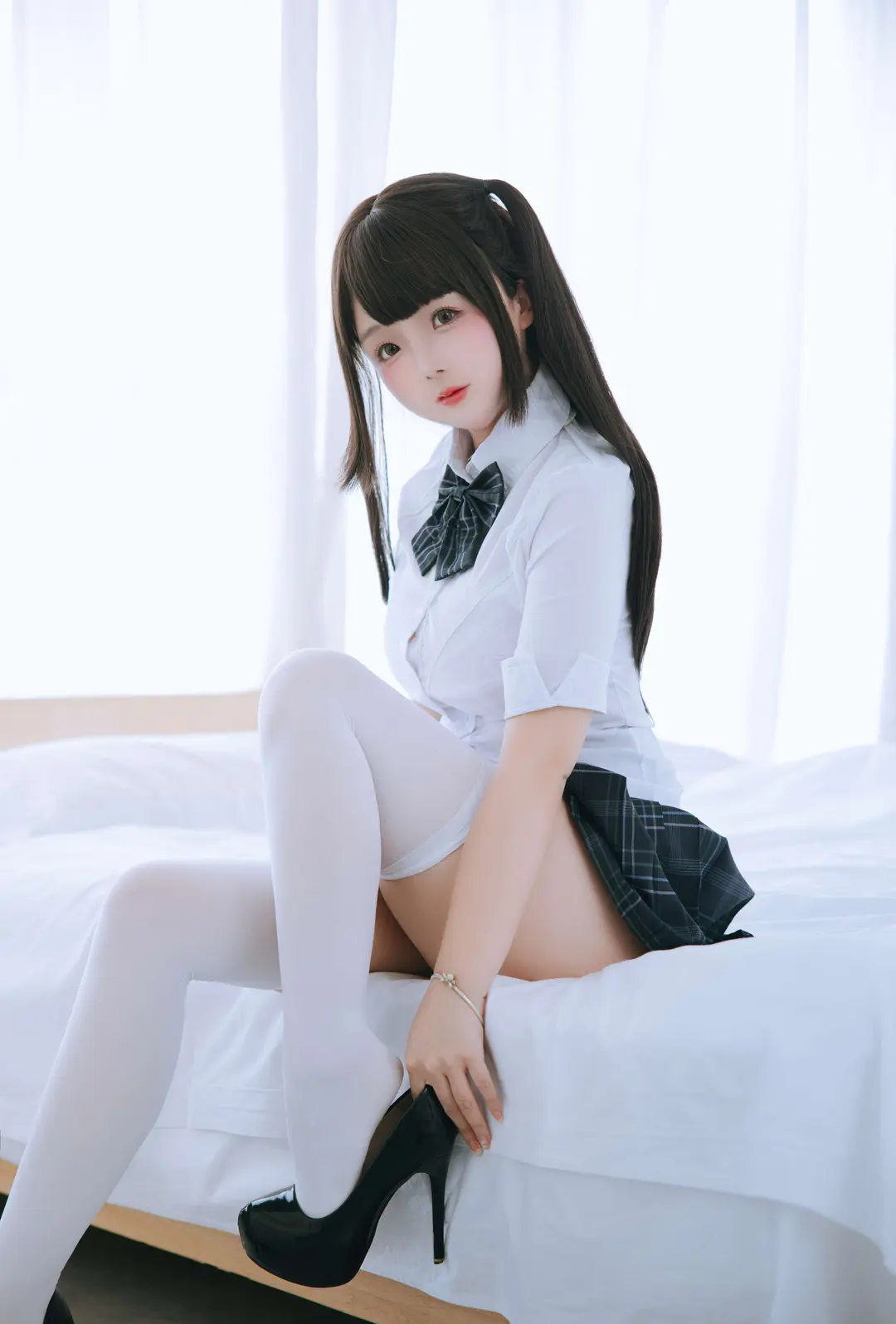 日奈娇 – 学姐 150P