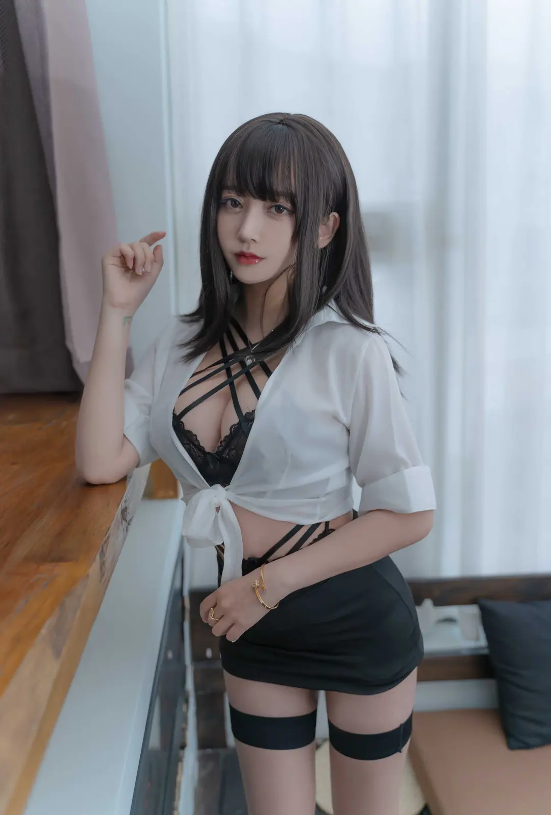 过期米线线喵 – 职场新人 58P