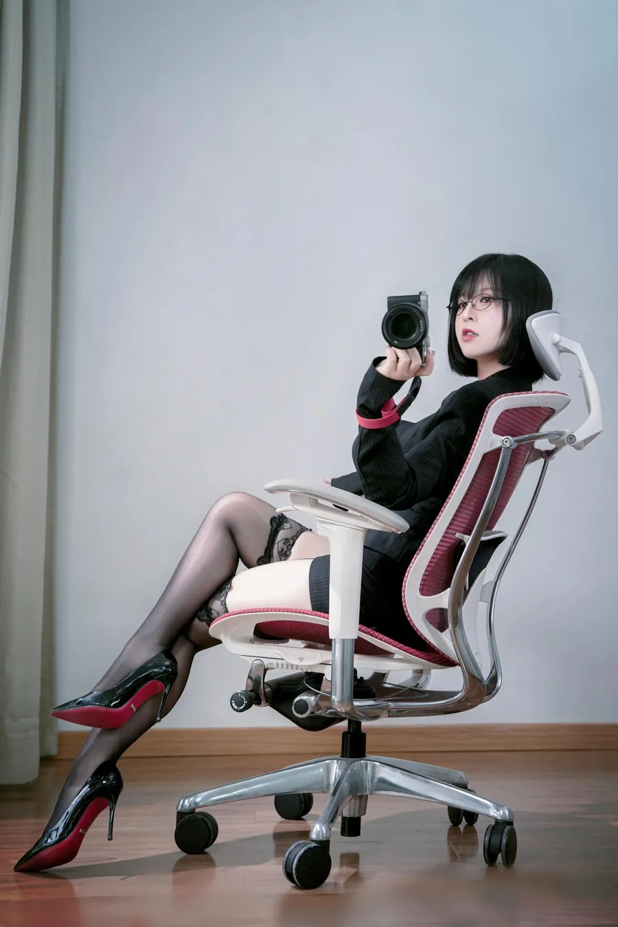 半半子 – 上司様OL 42P