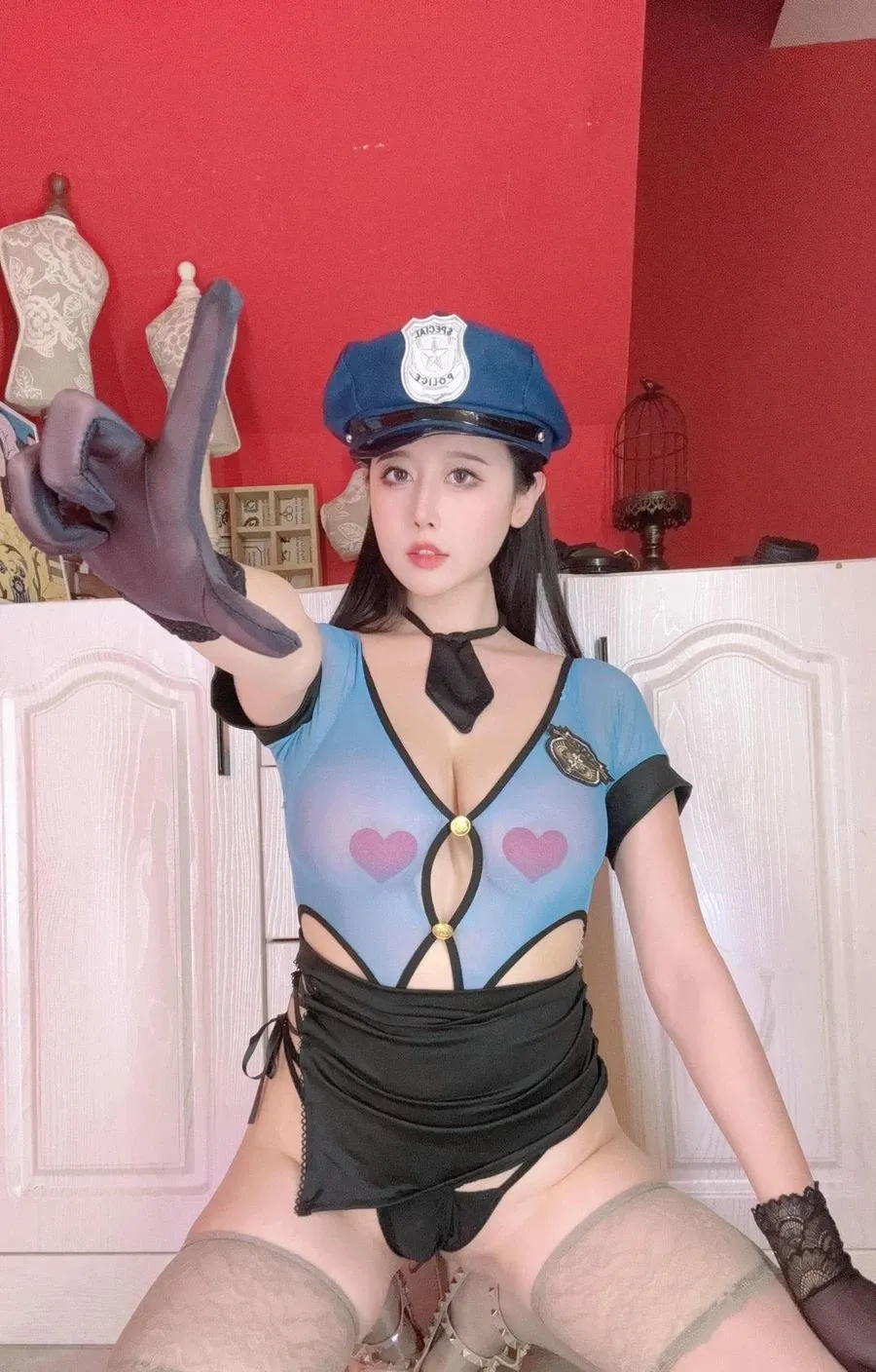 奈汐酱nice – 实习女警 82P