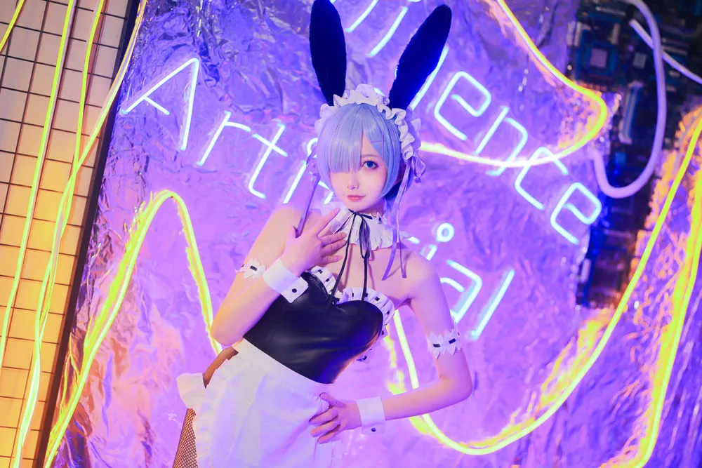 封疆疆 蕾姆兔女郎 18P