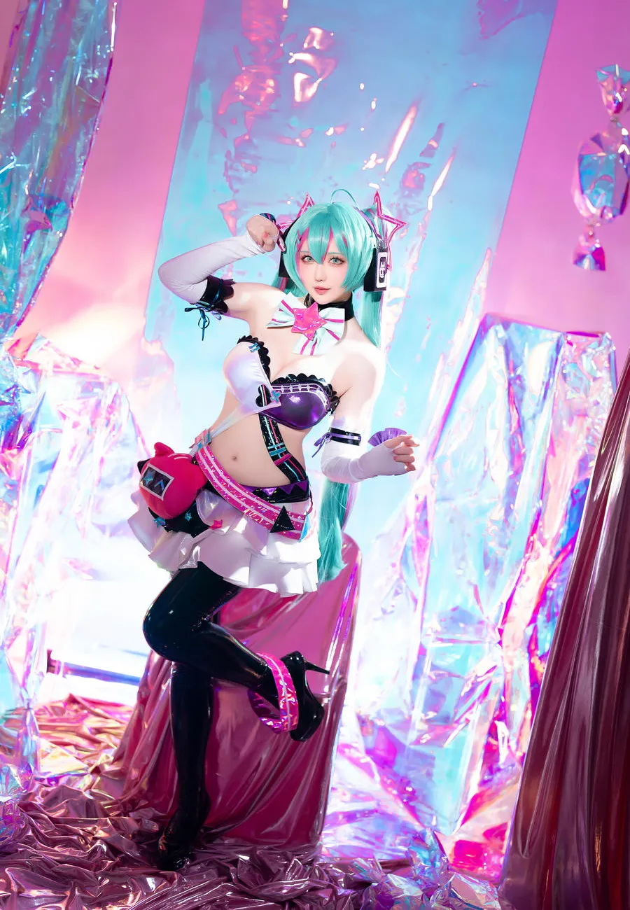 星之迟迟 2024年07月计划B Miku初音未来 喵斯快跑 73P 1V