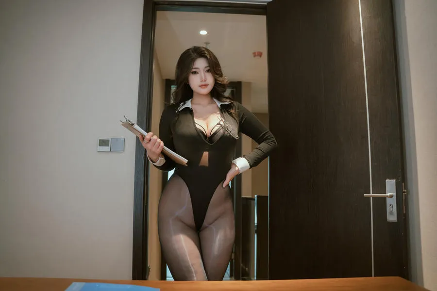 星澜是澜澜叫澜妹呀 麻辣女秘书 71P