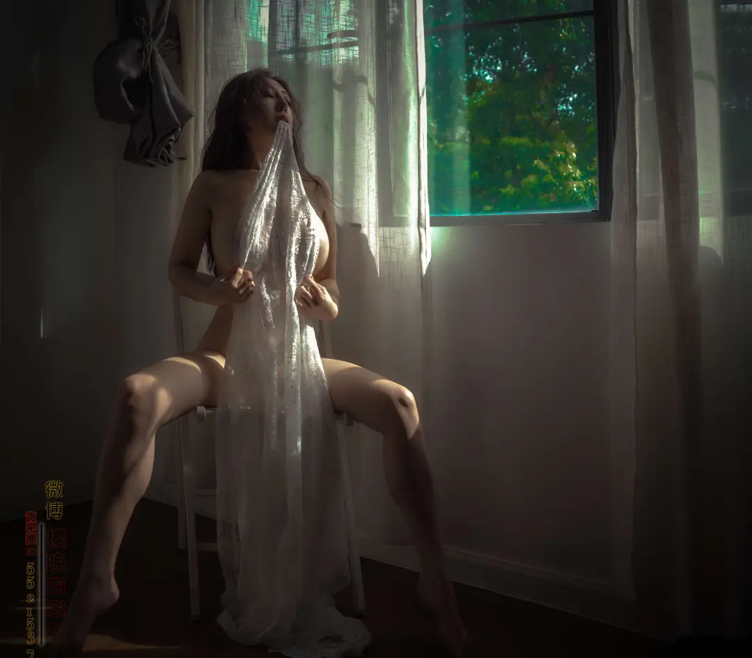 樱晚gigi – 余夏的光 21P