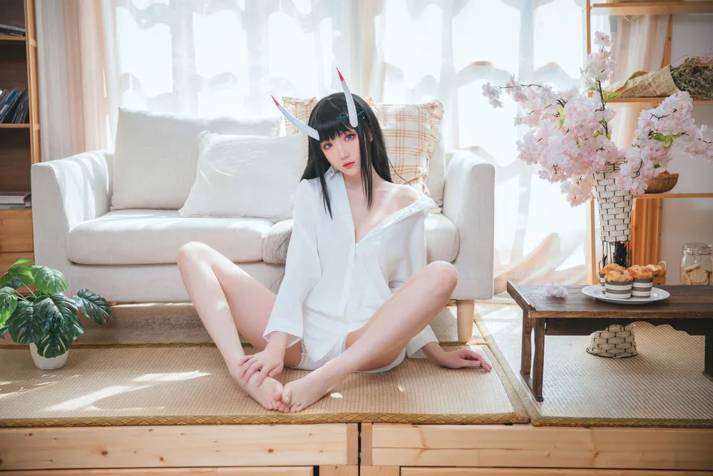 瓜希酱 能代衬衣 23P